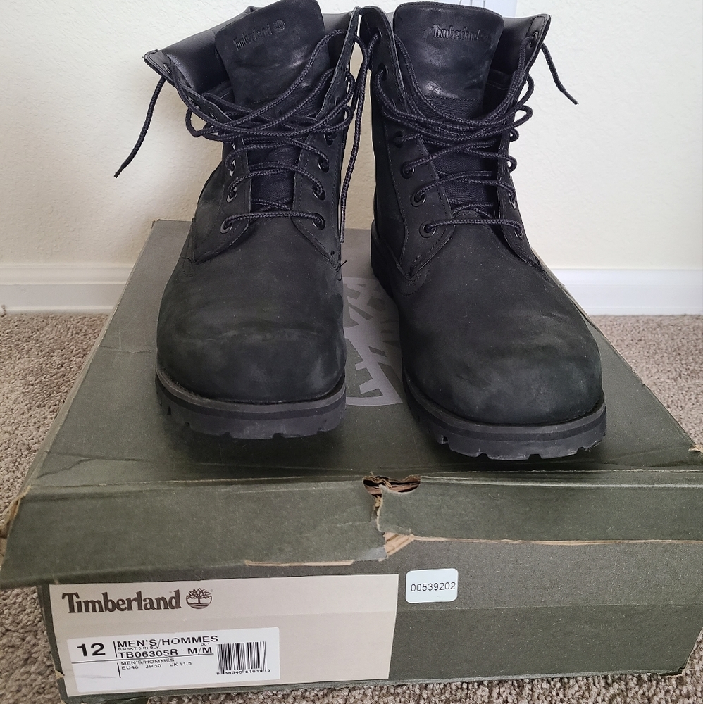 Mens Timberland boots 12 in great condition